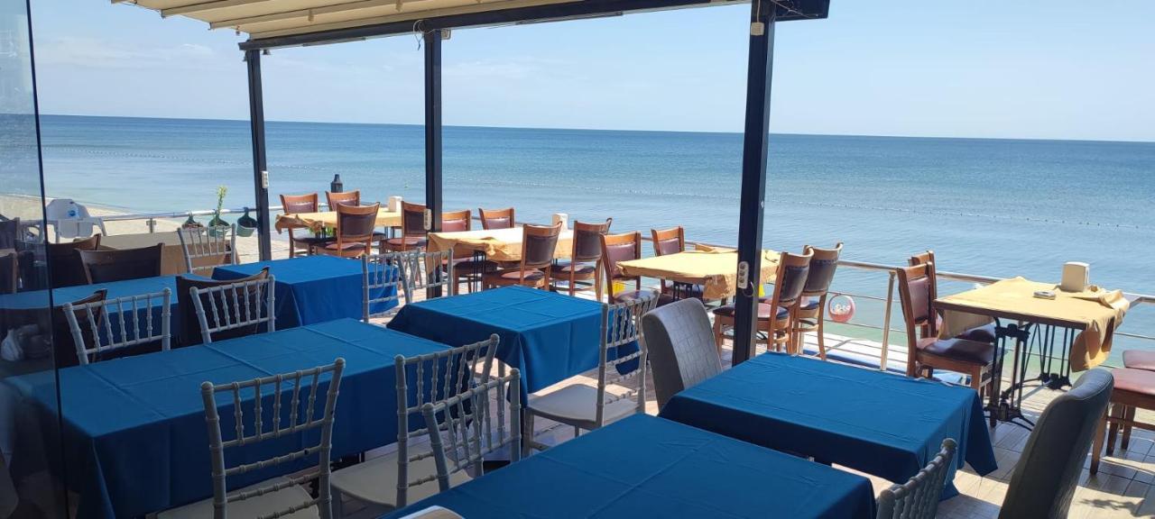 Deniz Hotel Kumburgaz 뷰유크체크메스 외부 사진