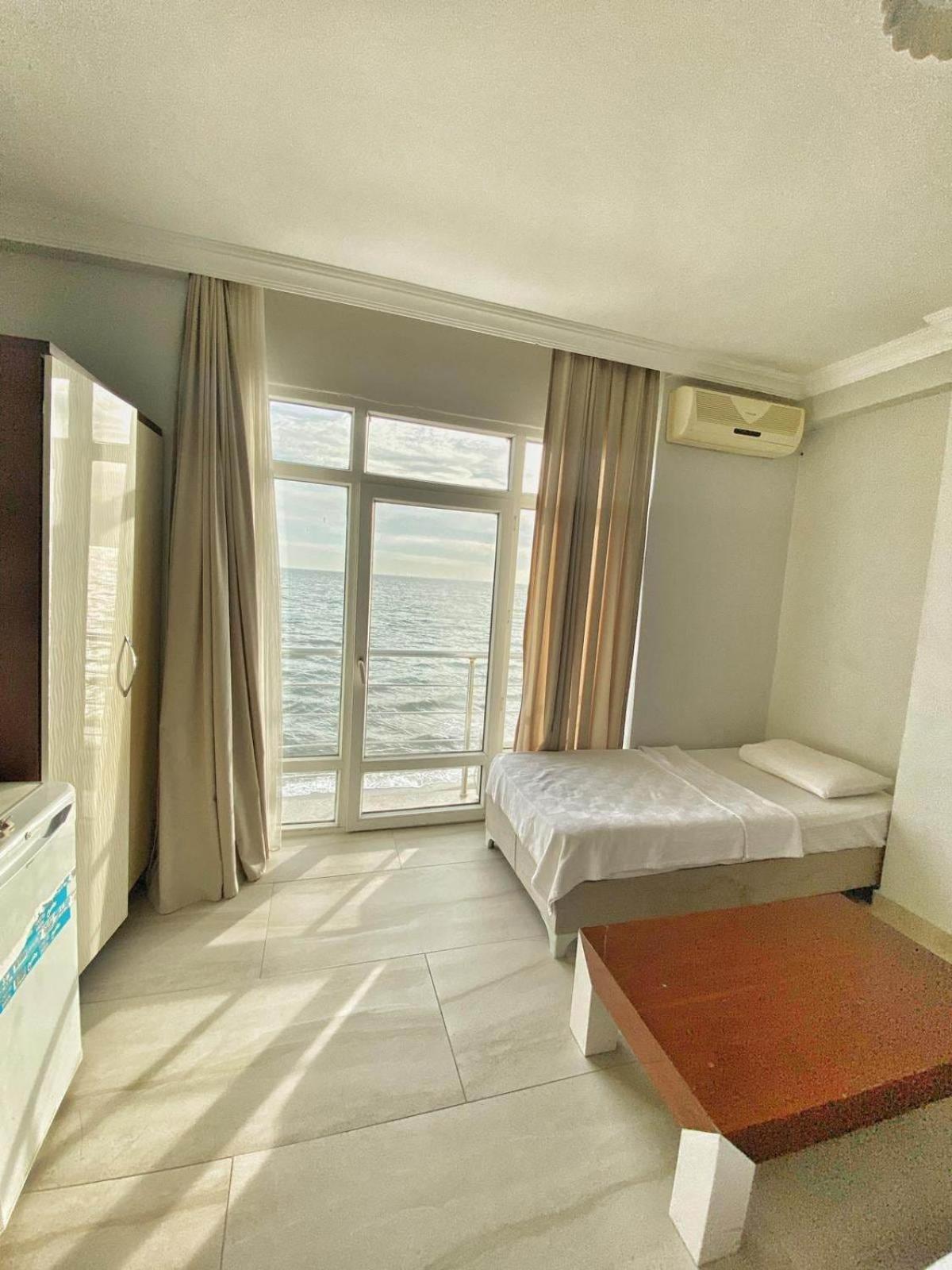 Deniz Hotel Kumburgaz 뷰유크체크메스 외부 사진
